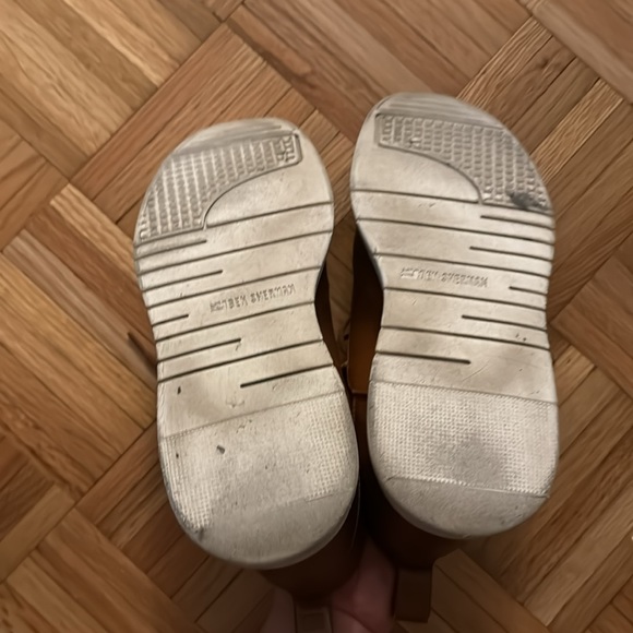 Men’s Ben Sherman leather shoes size 10 - Picture 3 of 3